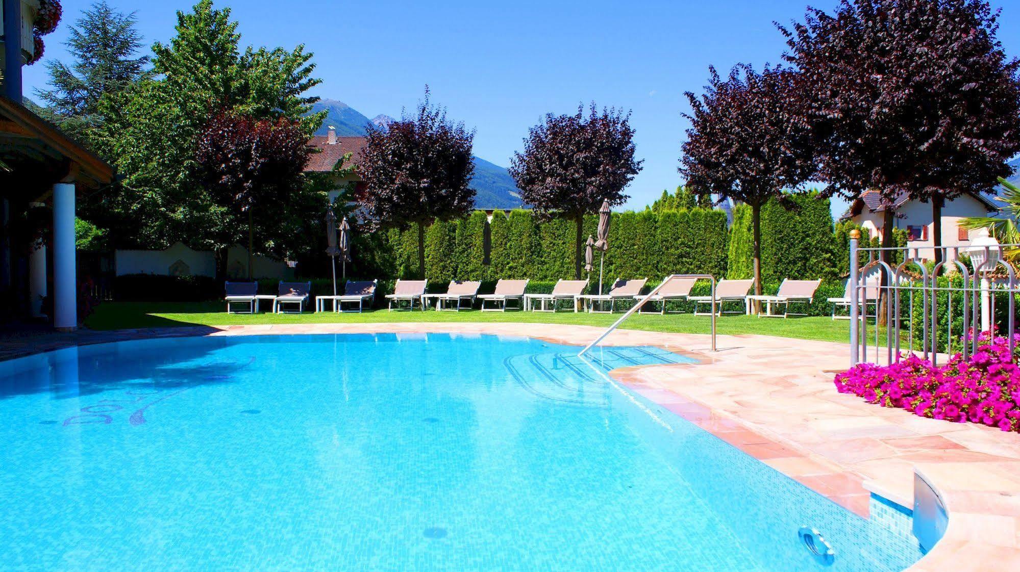 Dolcevita Hotel Jagdhof Laces Exterior foto